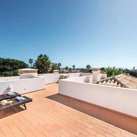 Modern And Spacious Two Bedroom Apartment Carvoeiro  Zewnętrze zdjęcie
