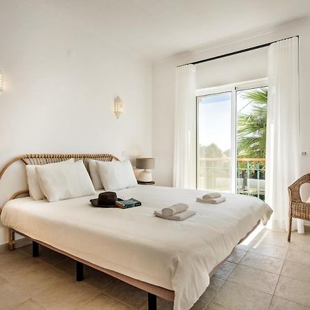 Modern And Spacious Two Bedroom Apartment Carvoeiro  Zewnętrze zdjęcie