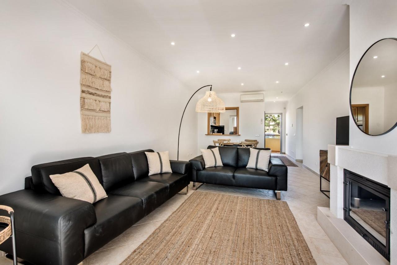 Modern And Spacious Two Bedroom Apartment Carvoeiro  Zewnętrze zdjęcie