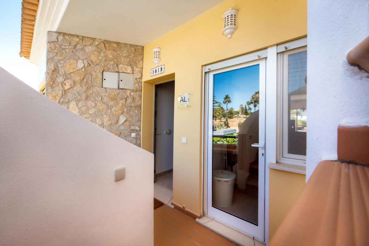 Modern And Spacious Two Bedroom Apartment Carvoeiro  Zewnętrze zdjęcie